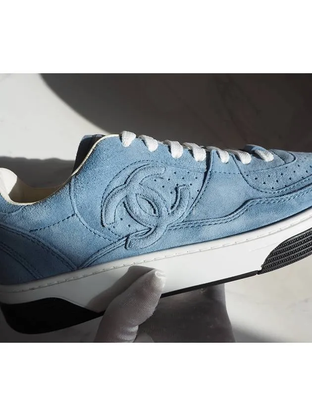 23FW CC Logo Force Sneakers Blue G45079