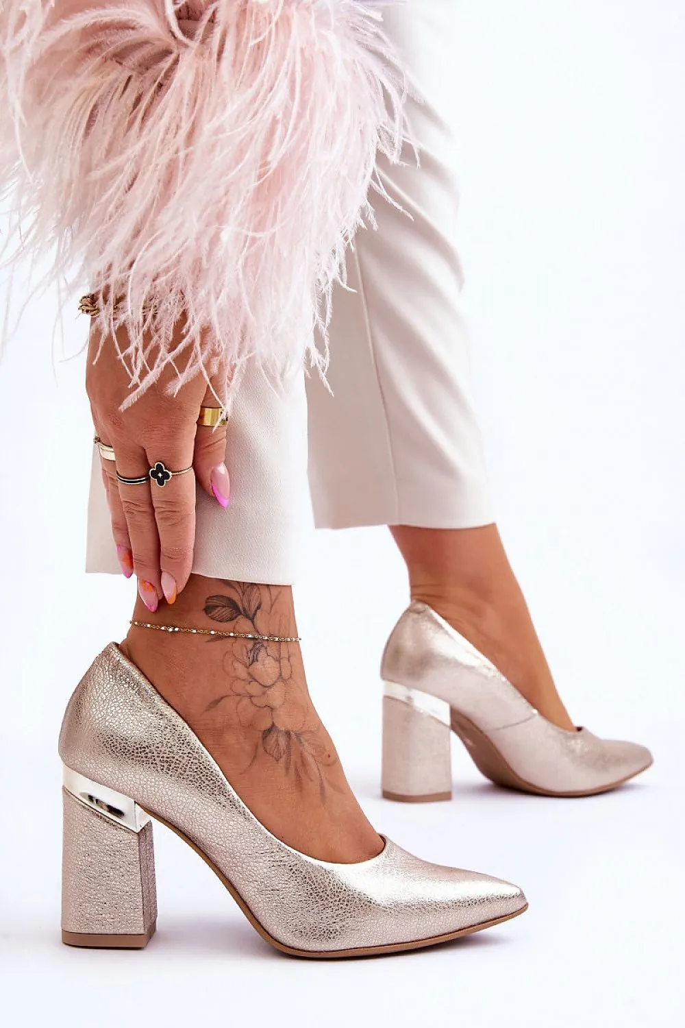 Block heel pumps Step in style