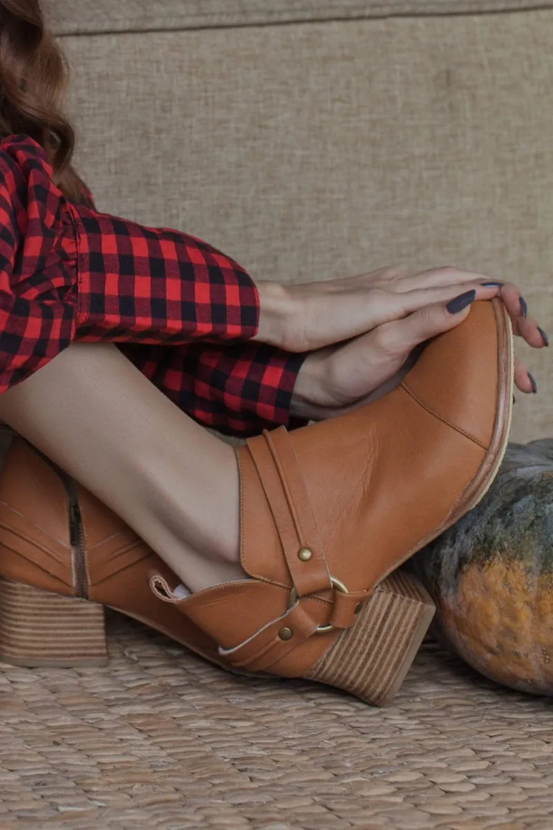 Dasha Low Ankle Booties in Dark Tan